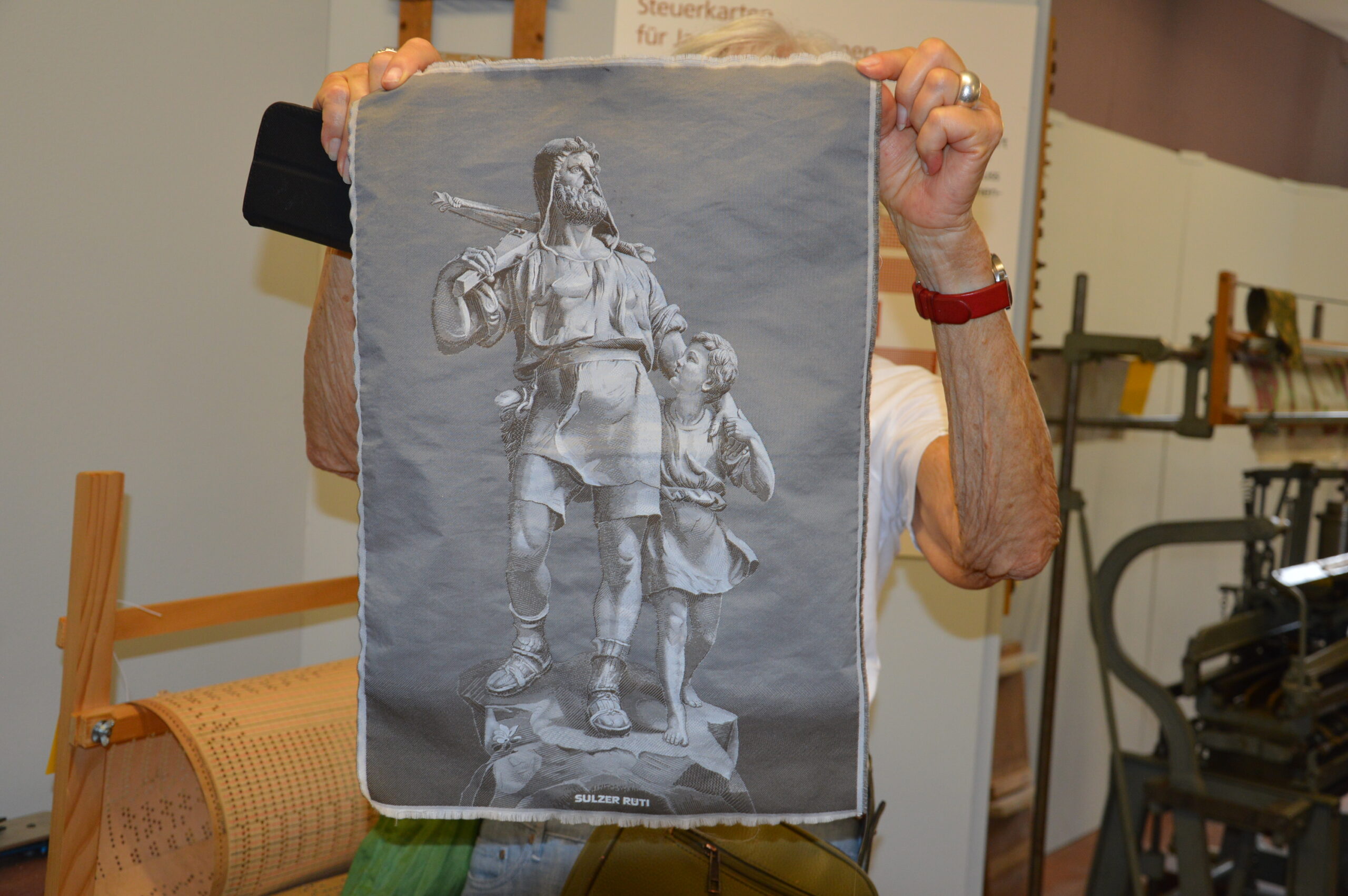 Gewobenes Bild von Wilhelm Tell im Museum Neuthal.