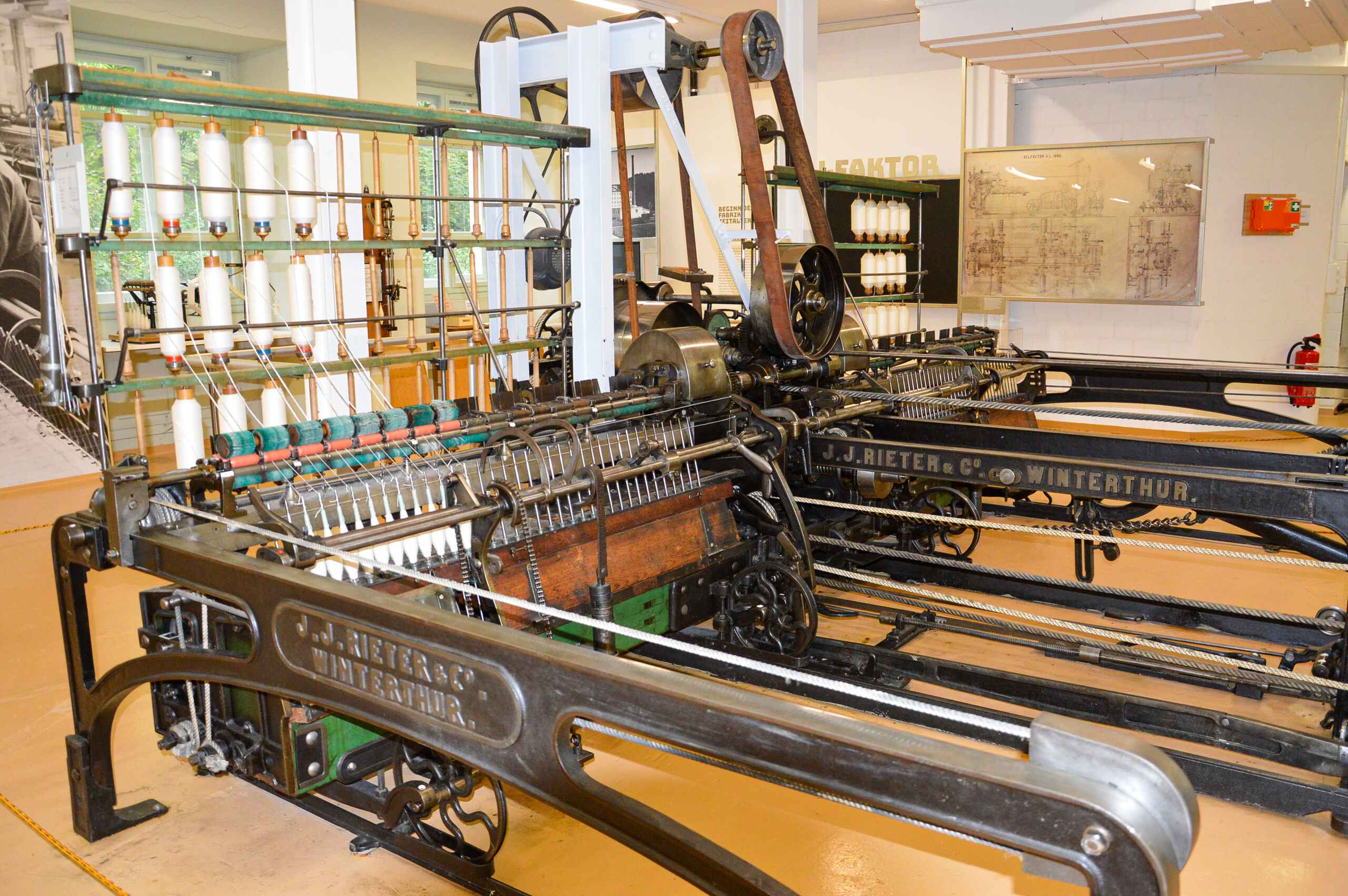 Historische Maschine zur Herstellung von Baumwollgarn